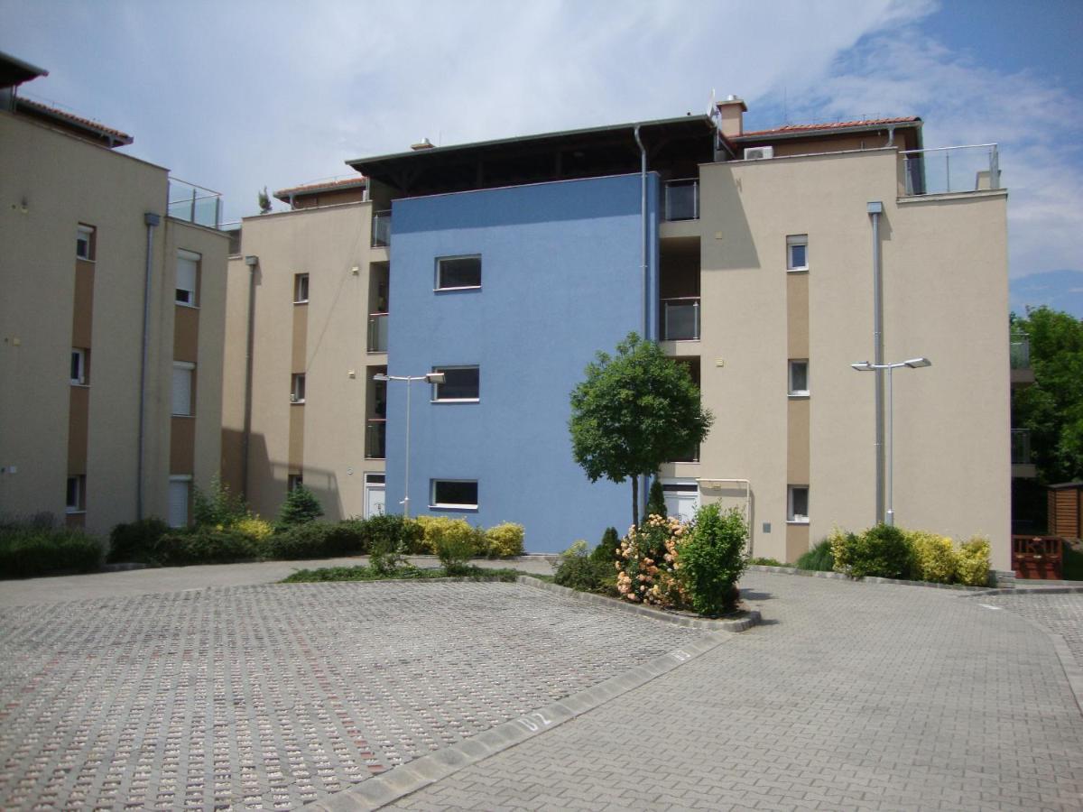 Apartamento Viola Harmony Apartman Siófok Exterior foto